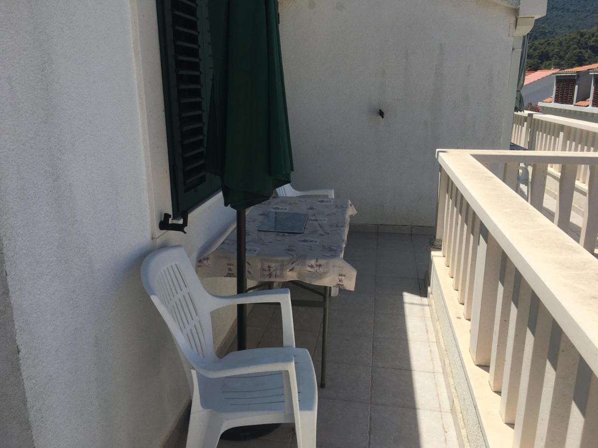 Apartmani Domenika Жуляна Экстерьер фото