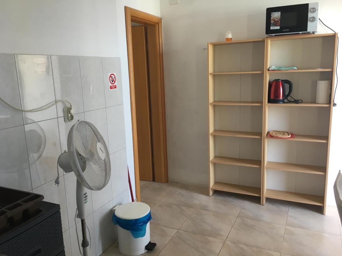 Apartmani Domenika Жуляна Экстерьер фото