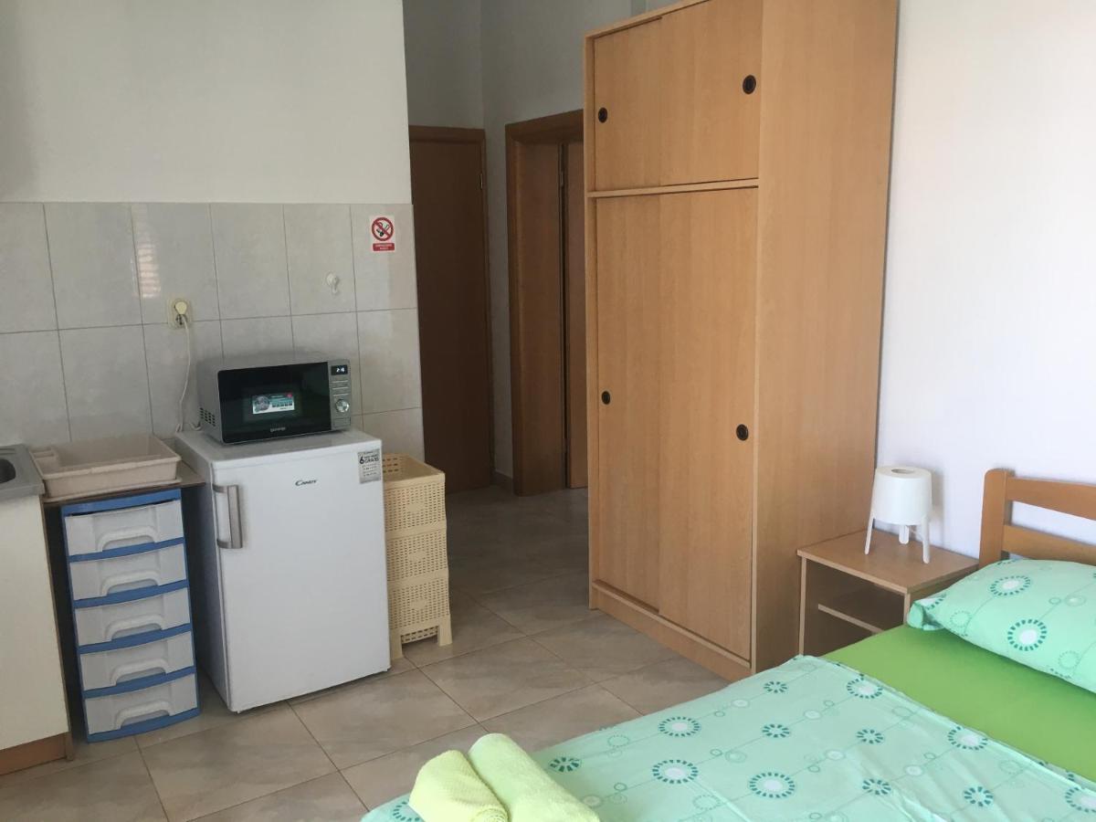 Apartmani Domenika Жуляна Экстерьер фото