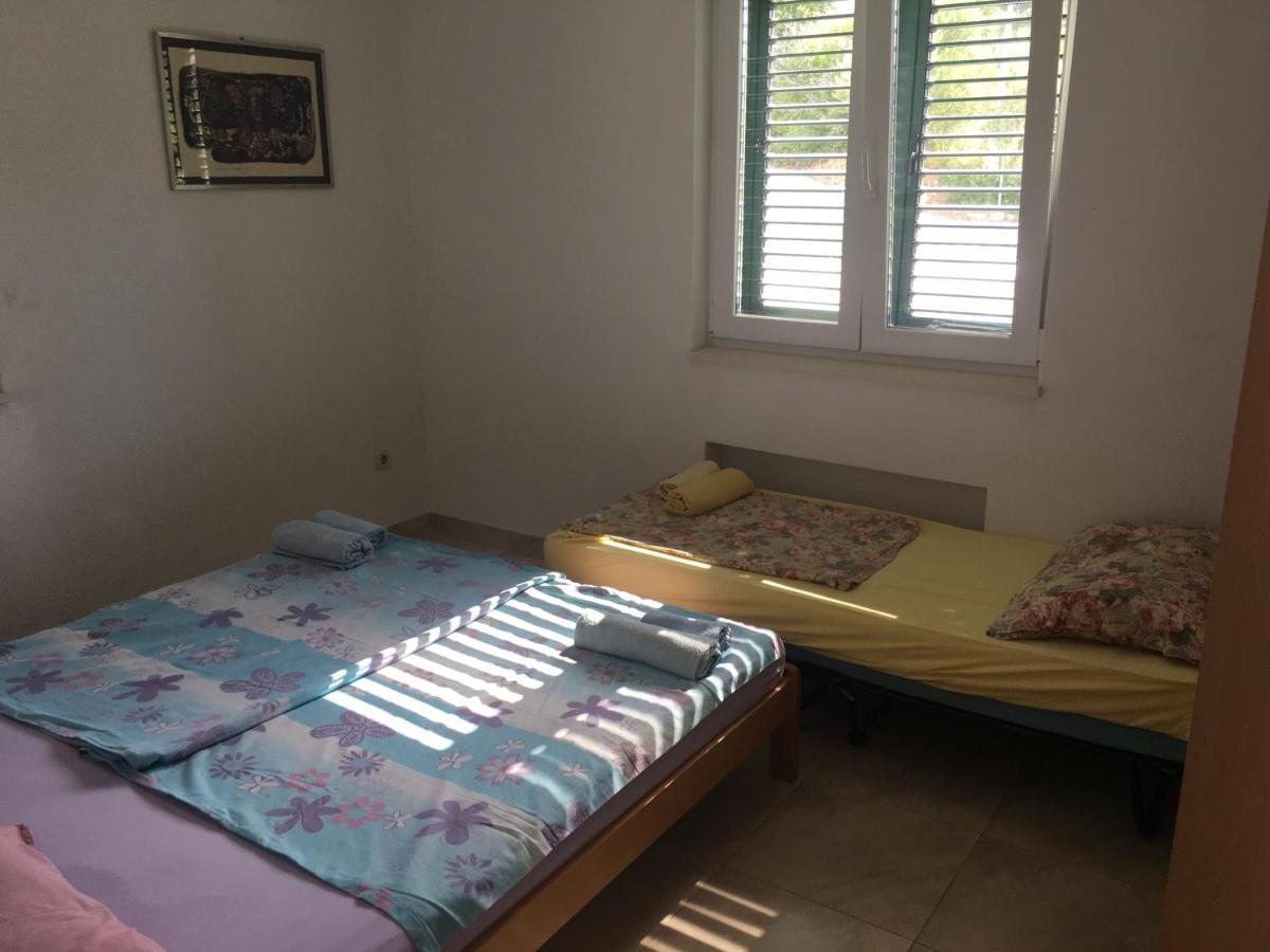 Apartmani Domenika Жуляна Экстерьер фото