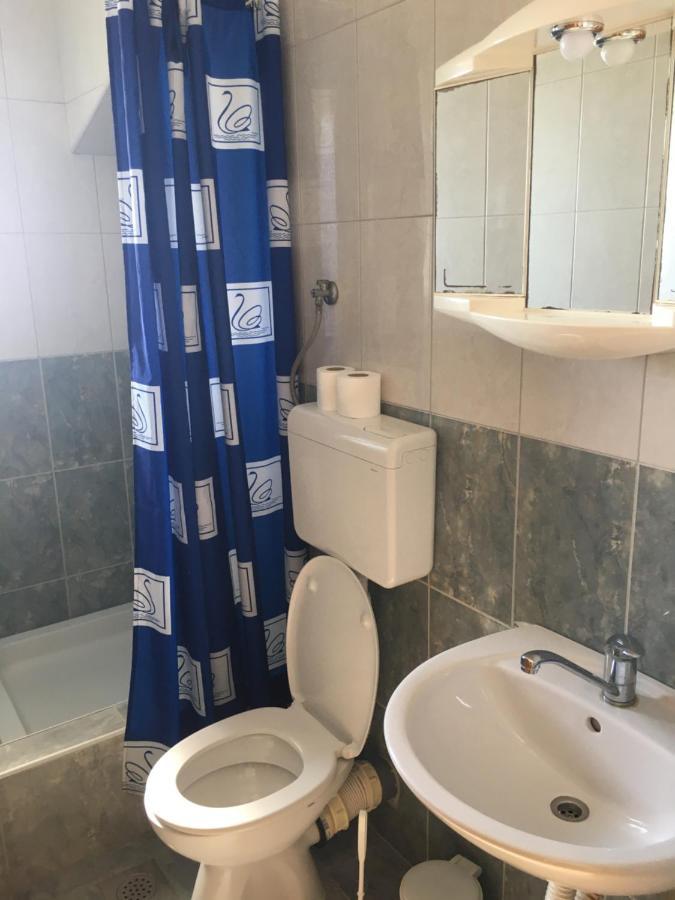 Apartmani Domenika Жуляна Экстерьер фото
